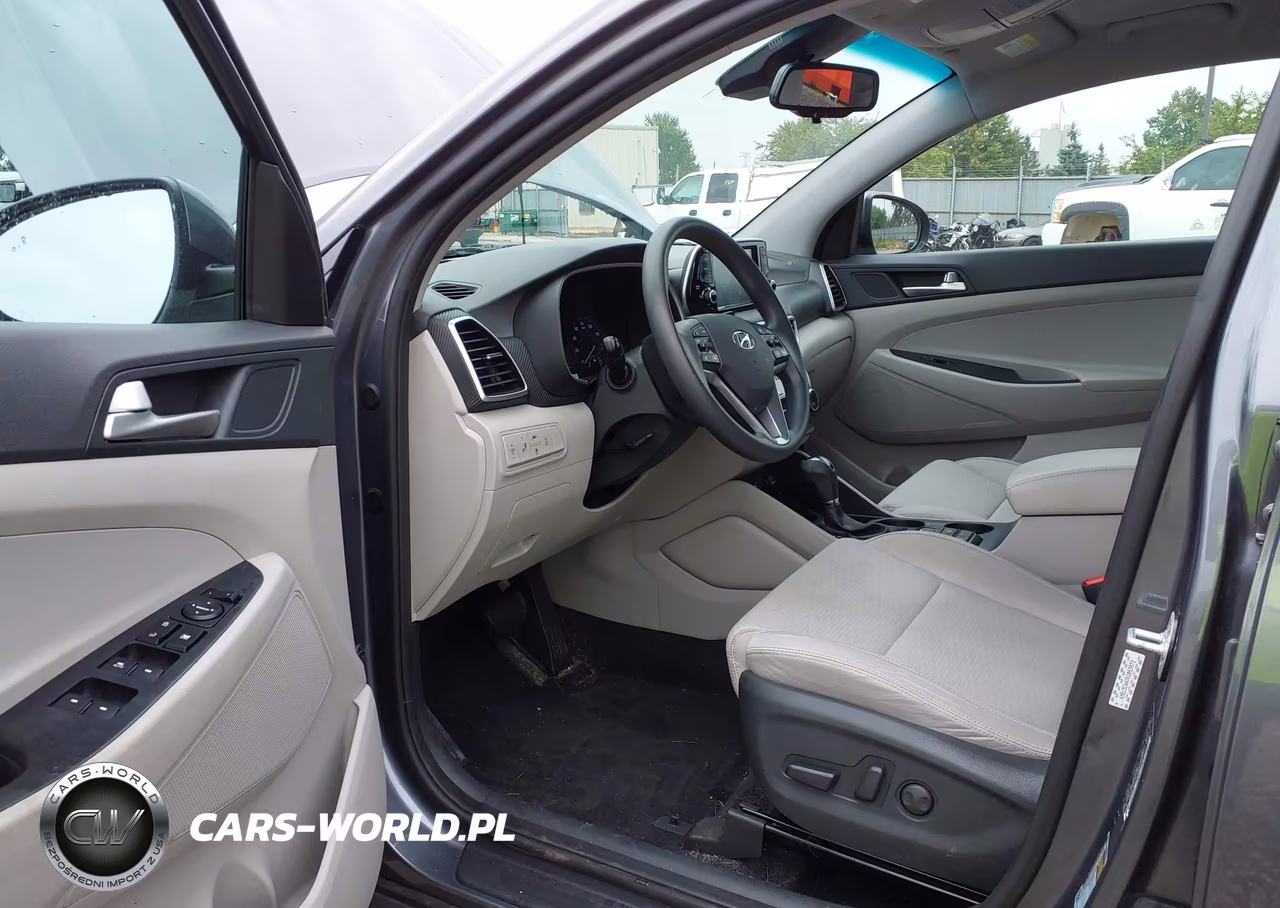 2019 Hyundai Tucson Value VIN:KM8J3CA4XKU053973 - 17