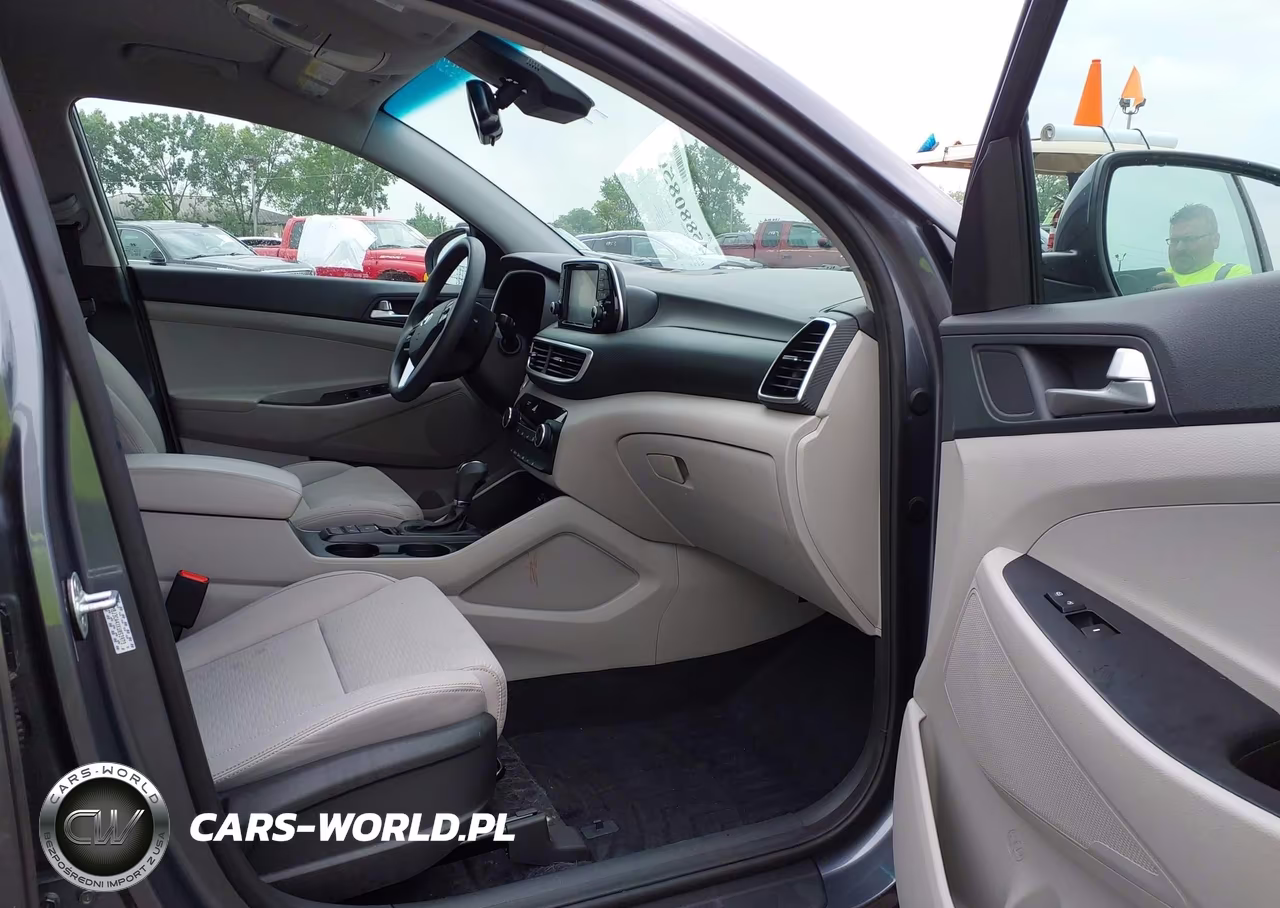 2019 Hyundai Tucson Value VIN:KM8J3CA4XKU053973 - 5