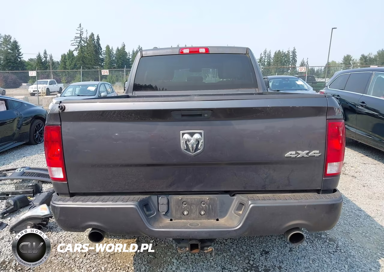 2017 Ram 1500 Express 4X4 6'4 Box VIN:1C6RR7FT9HS795385 - 17