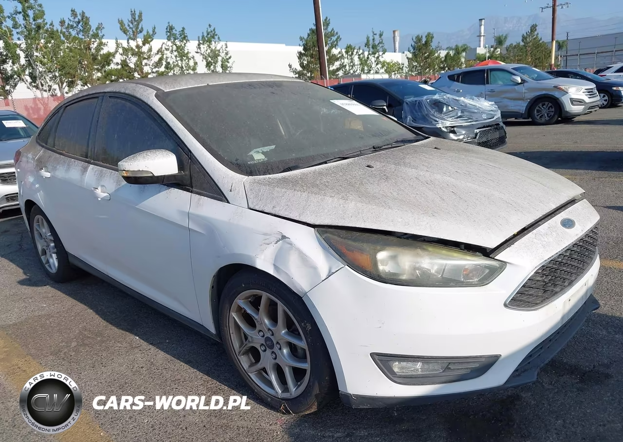2015 Ford Focus Se VIN:1FADP3F2XFL331043 - 6