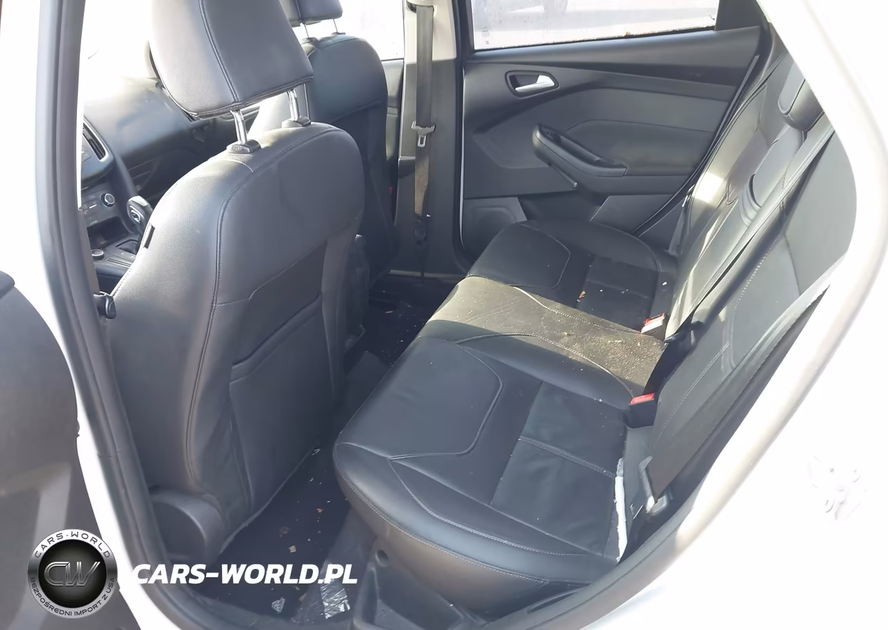 2015 Ford Focus Se VIN:1FADP3F2XFL331043 - 9