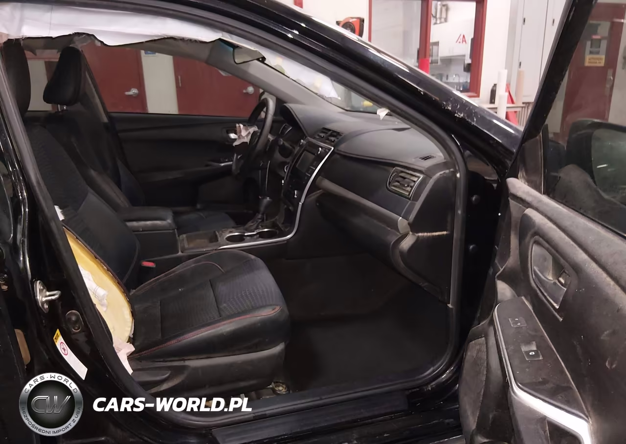 2015 Toyota Camry Se VIN:4T1BF1FK3FU953174 - 5