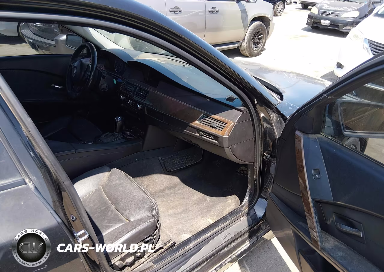 2007 BMW 525I VIN:WBANE535X7CW63707 - 5