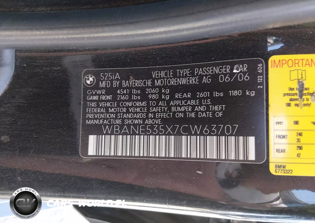 2007 BMW 525I VIN:WBANE535X7CW63707 - 9