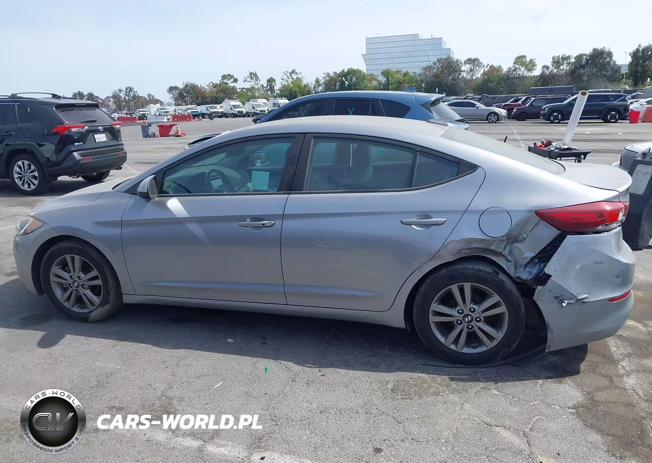 2017 Hyundai Elantra Se VIN:5NPD84LF4HH080516 - 16