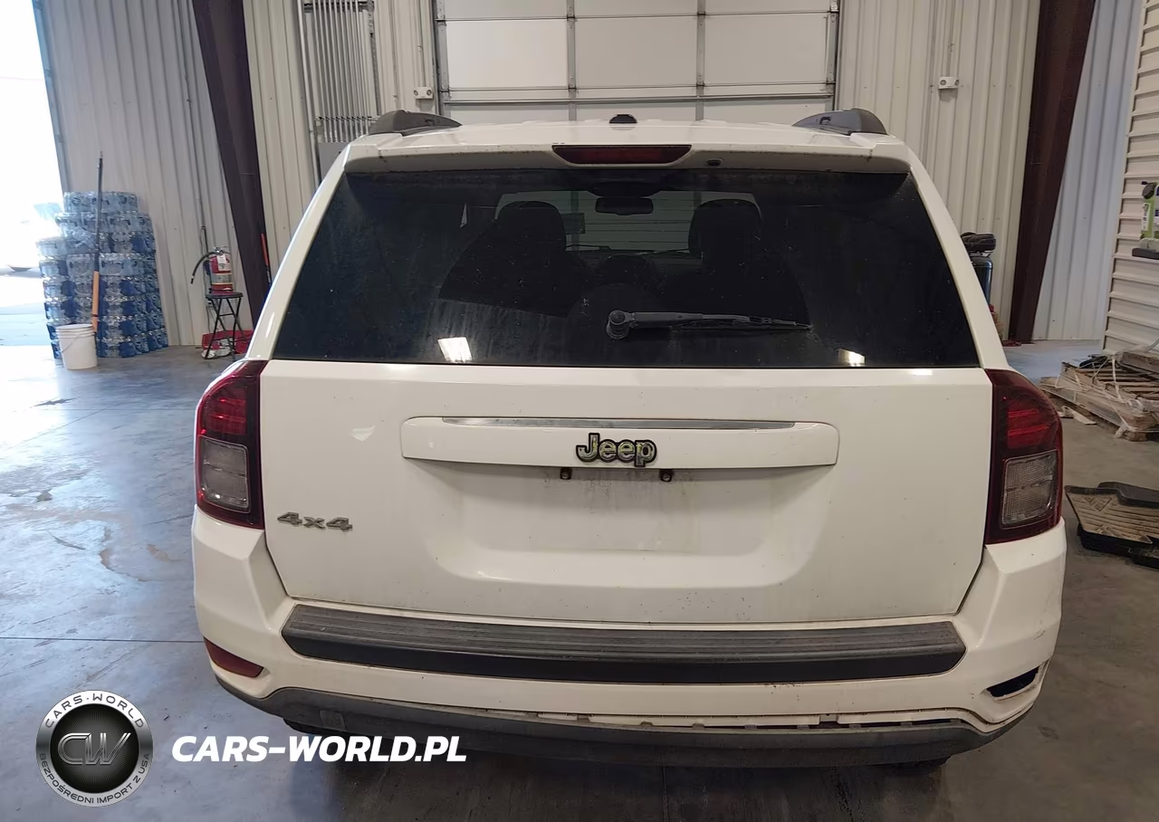 2016 Jeep Compass Sport VIN:1C4NJDBB4GD556632 - 16