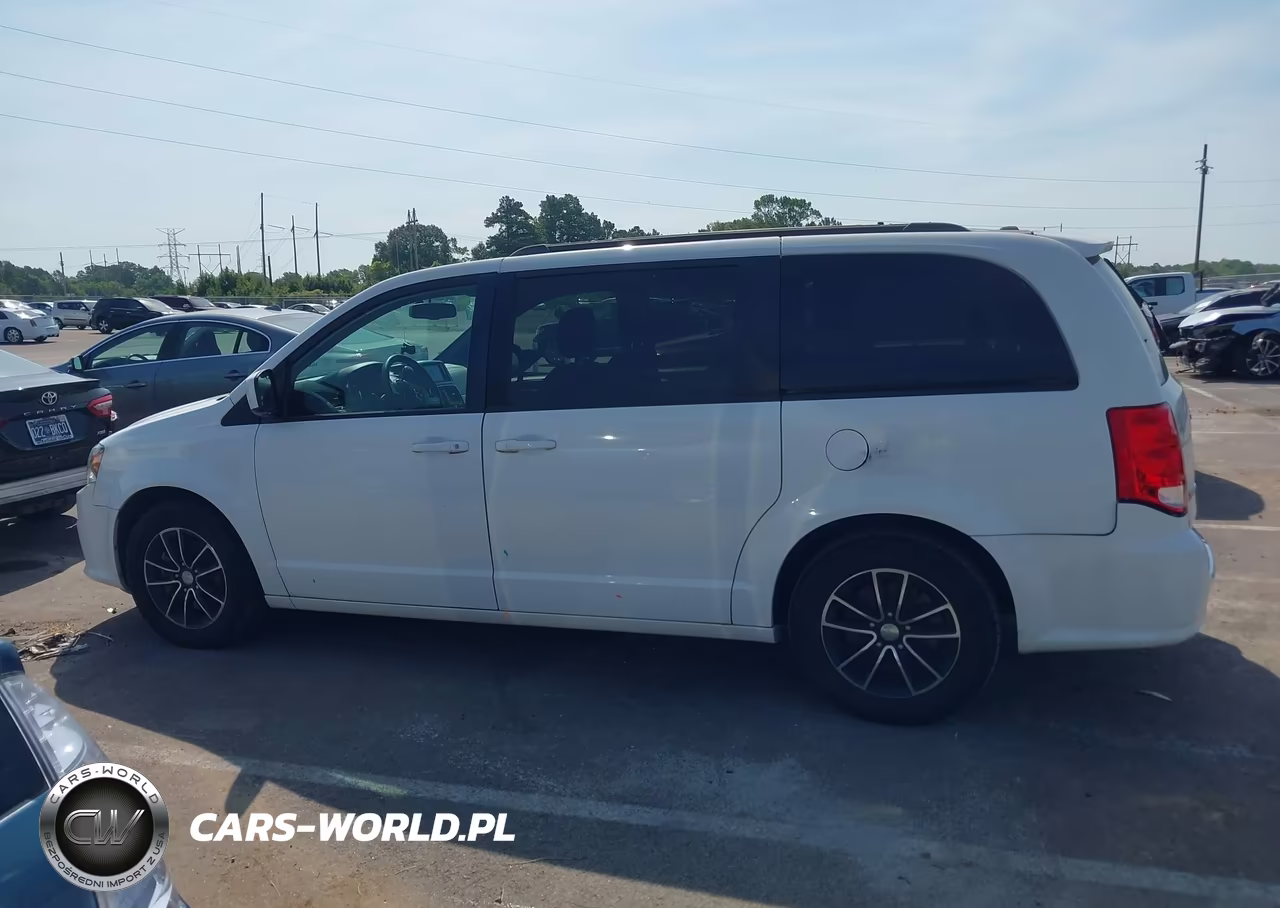 2018 Dodge Grand Caravan Gt VIN:2C4RDGEGXJR241095 - 14