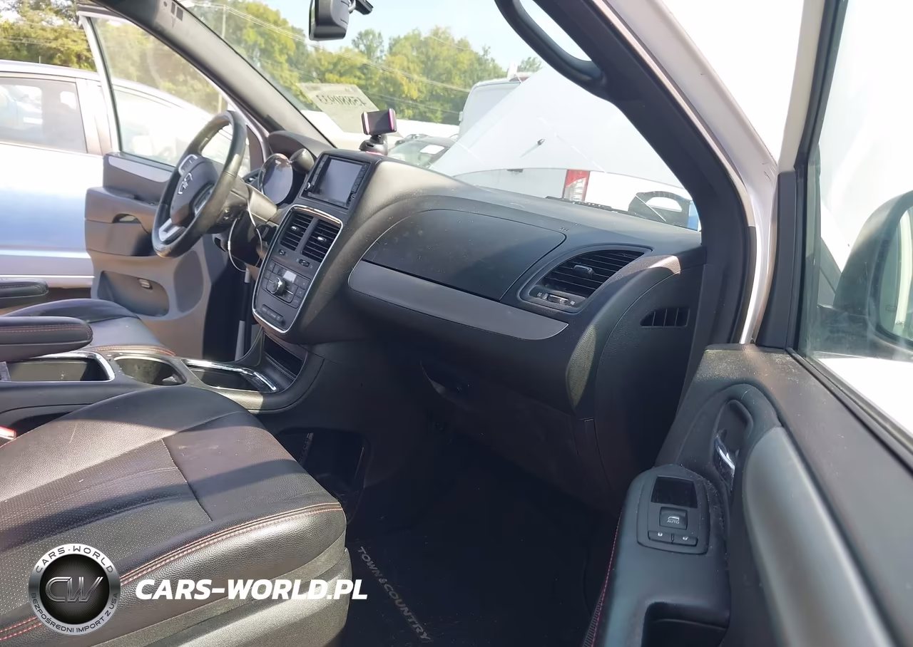 2018 Dodge Grand Caravan Gt VIN:2C4RDGEGXJR241095 - 5