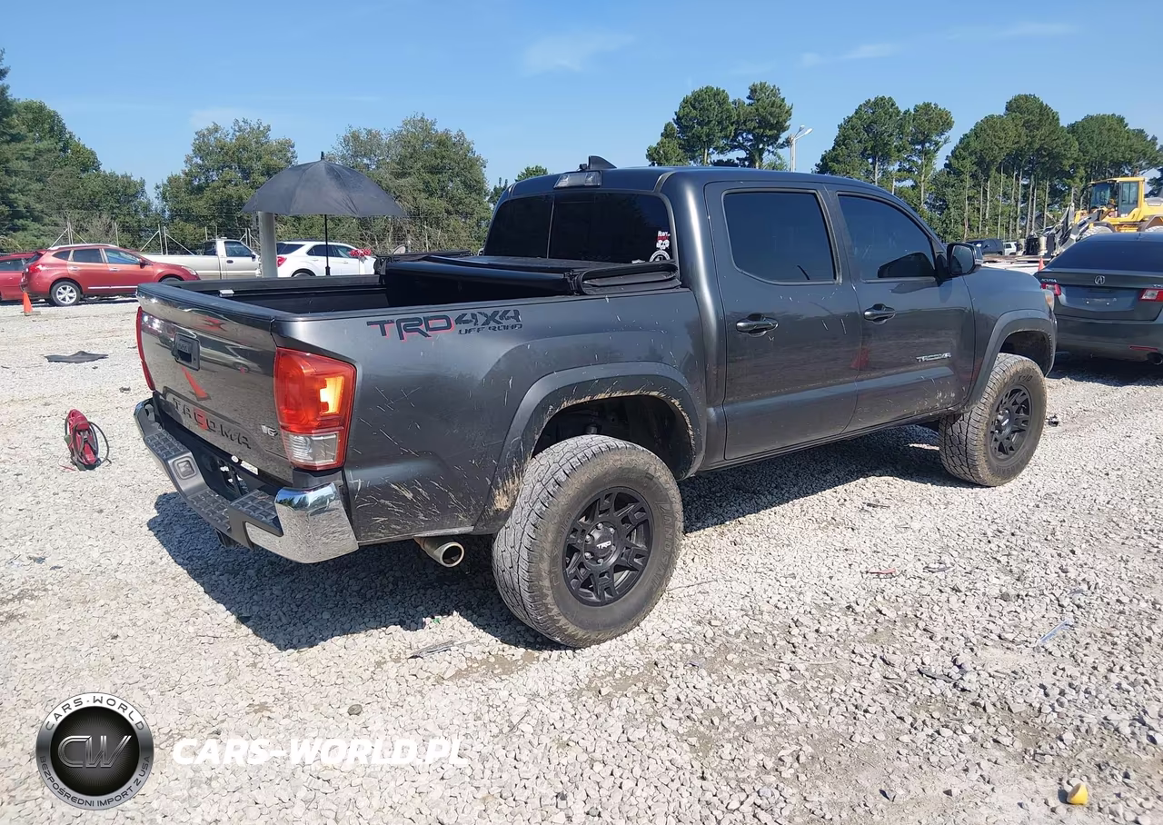 2017 Toyota Tacoma Trd Off Road VIN:3TMCZ5AN9HM048440 - 4