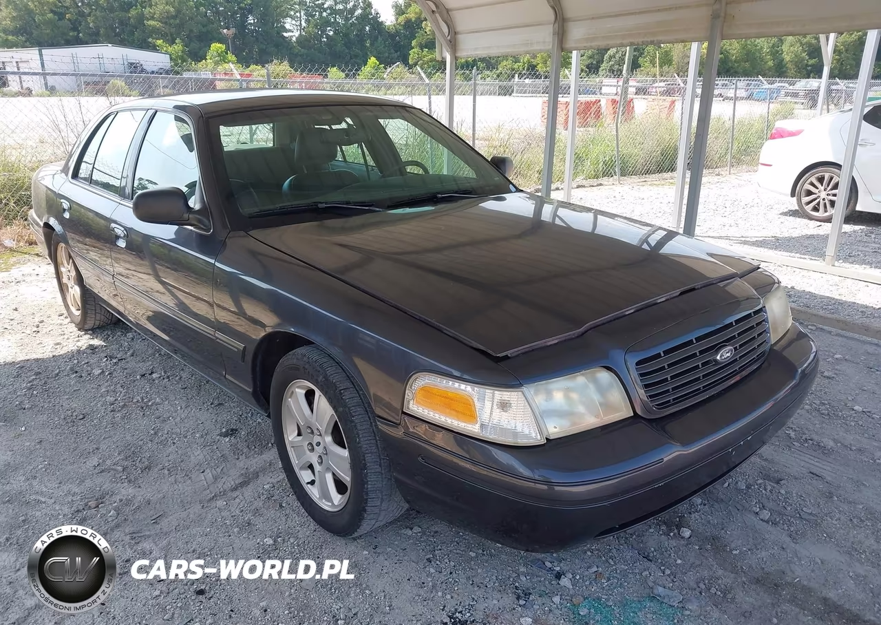 2004 Ford Crown Victoria Lx