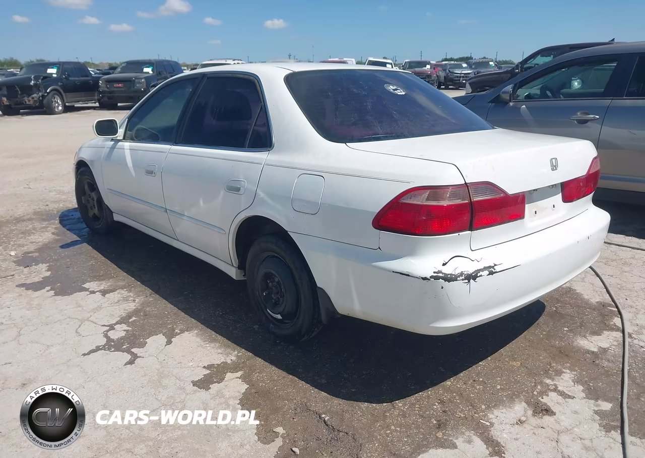 2000 Honda Accord 3.0 Ex VIN:1HGCG1658YA066580 - 3
