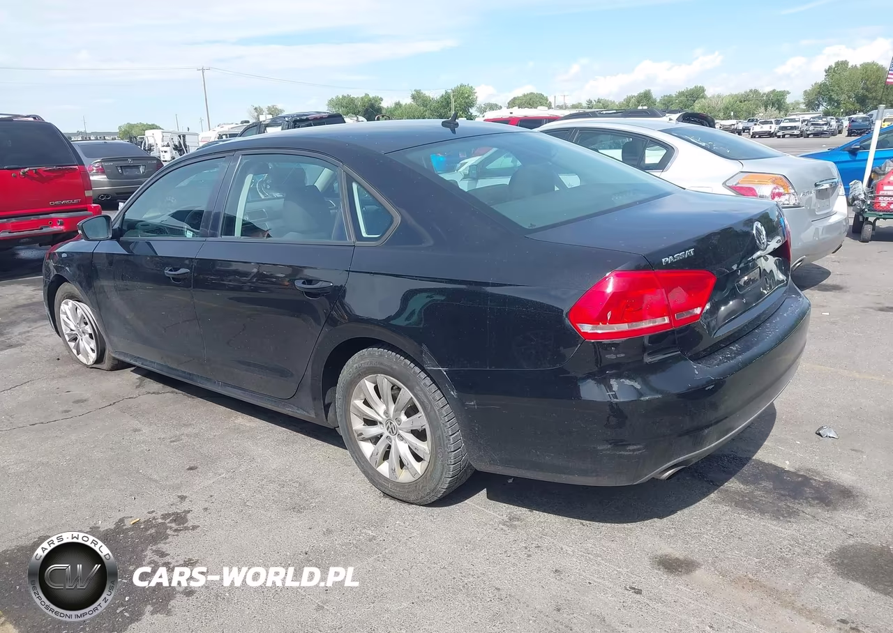 2013 Volkswagen Passat 2.5L S VIN:1VWAP7A33DC073138 - 3