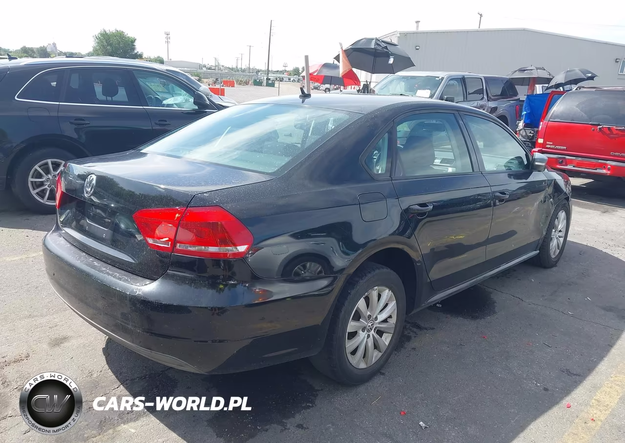 2013 Volkswagen Passat 2.5L S VIN:1VWAP7A33DC073138 - 4