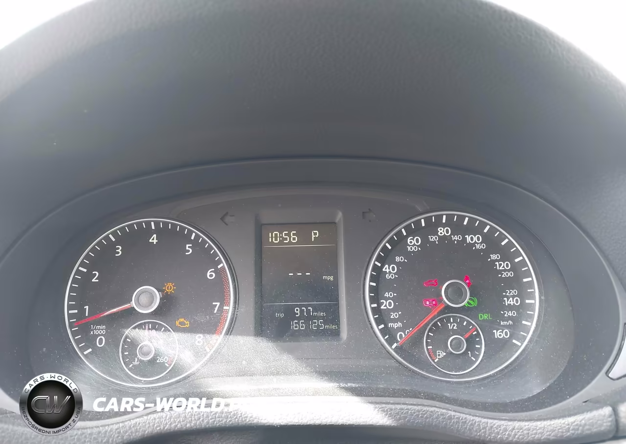2013 Volkswagen Passat 2.5L S VIN:1VWAP7A33DC073138 - 7