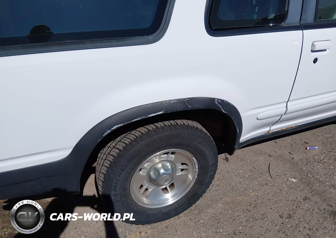 1995 Ford Explorer VIN:1FMCU24X3SUC15660 - 14