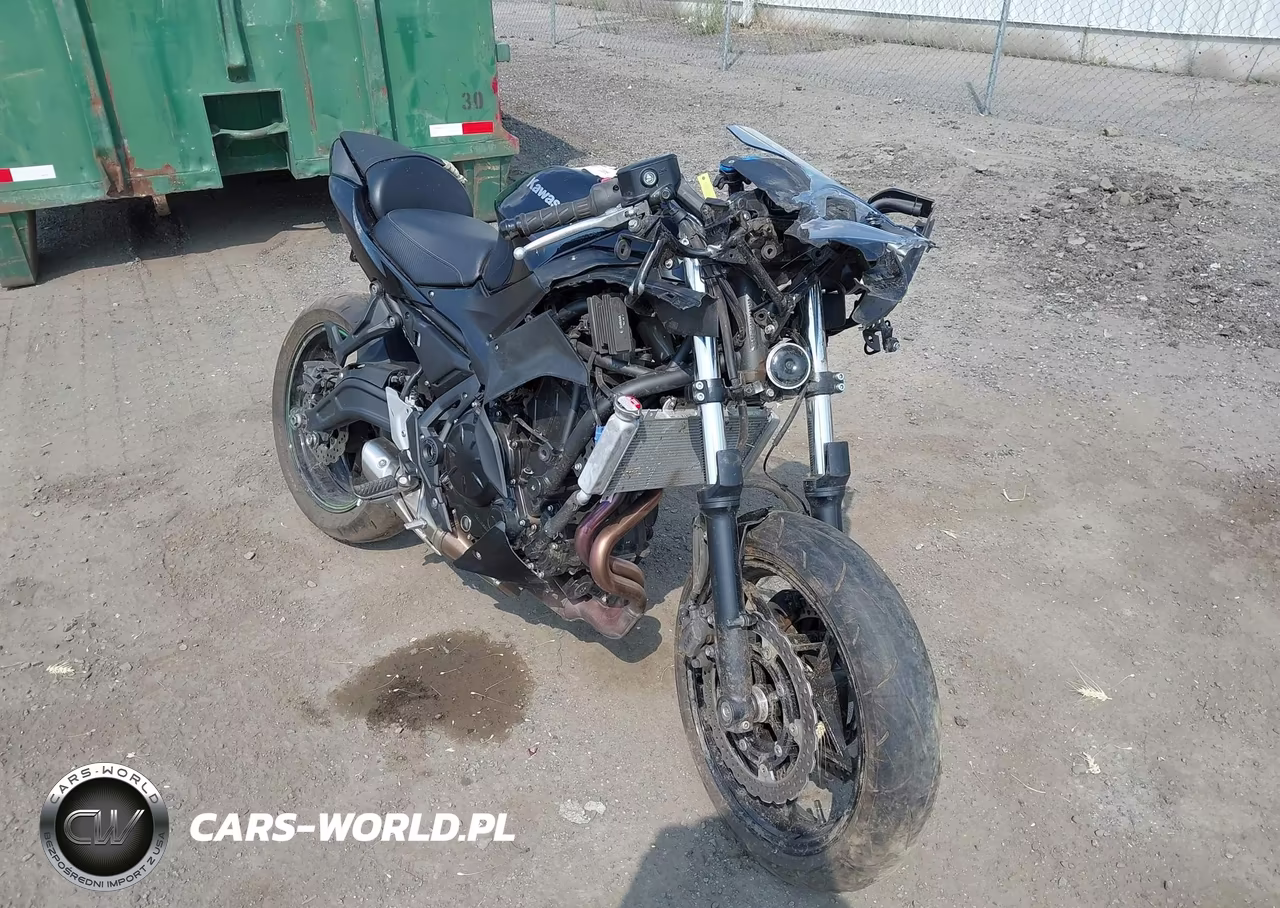 2025 Kawasaki Ex650 R