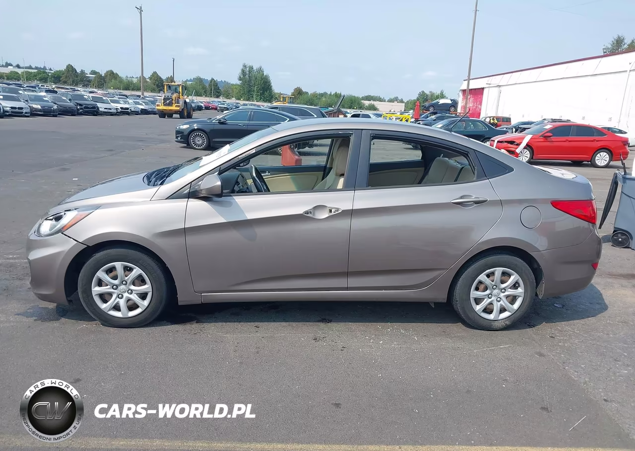 2013 Hyundai Accent Gls VIN:KMHCT4AE6DU491318 - 14