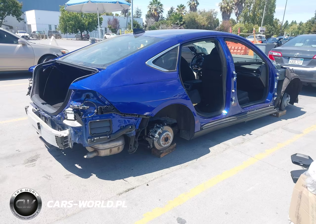 2025 Honda Accord Hybrid Sport VIN:1HGCY2F56SA057869 - 4