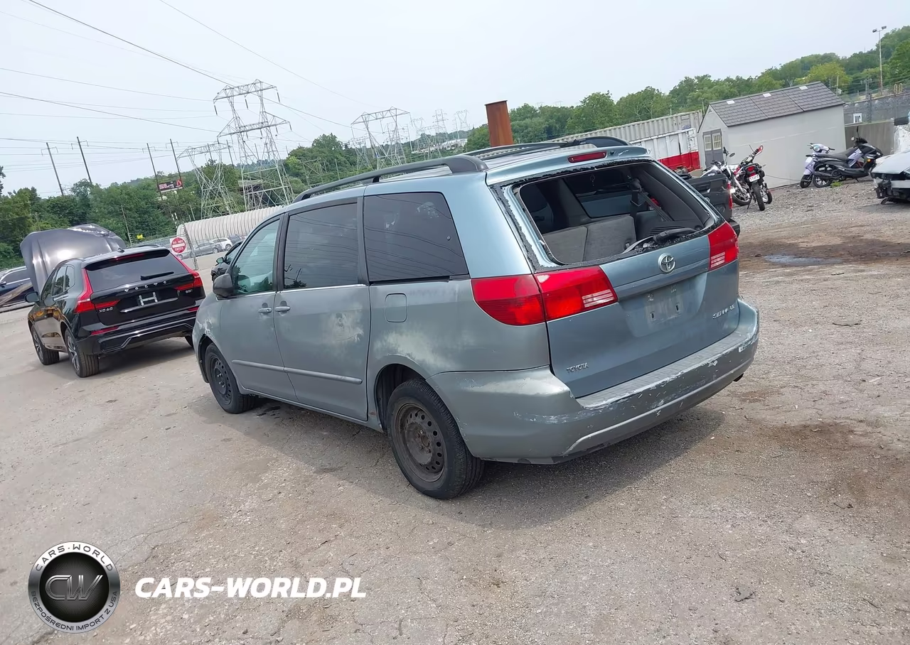 2004 Toyota Sienna Le VIN:5TDZA23C94S183925 - 3