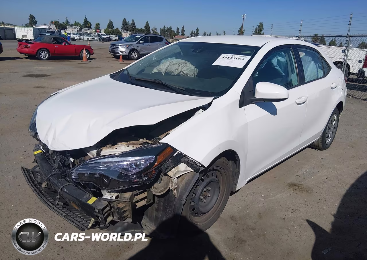 2018 Toyota Corolla Le VIN:2T1BURHE0JC015168 - 2