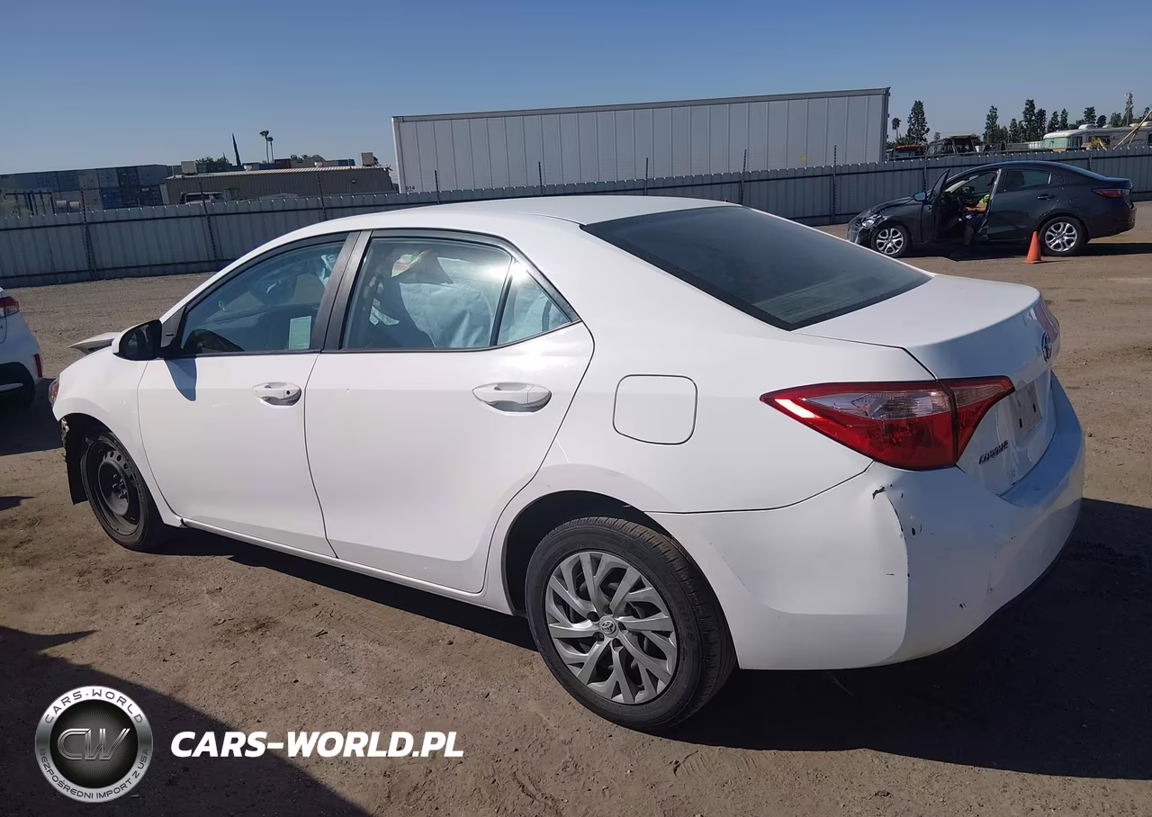 2018 Toyota Corolla Le VIN:2T1BURHE0JC015168 - 20