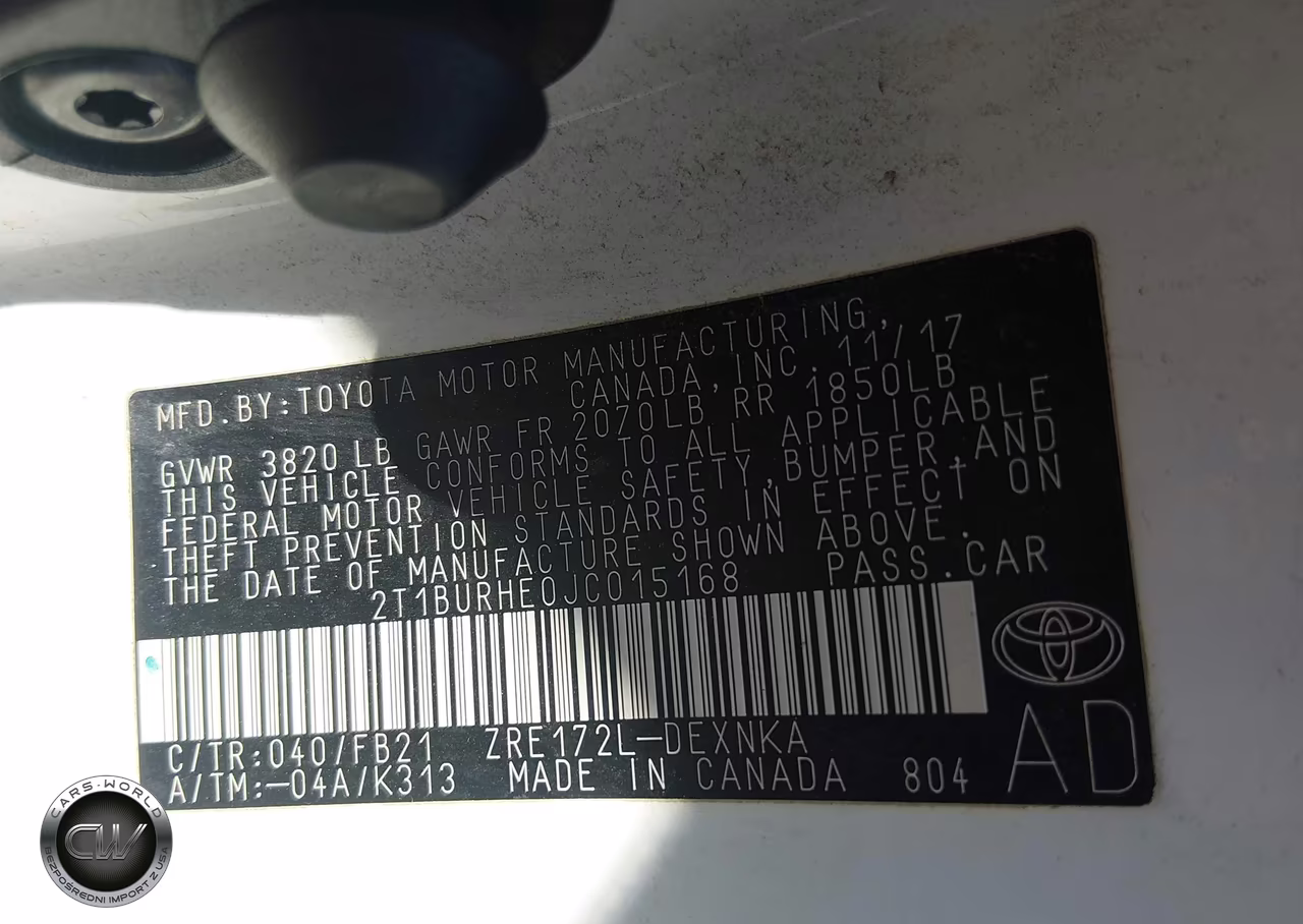 2018 Toyota Corolla Le VIN:2T1BURHE0JC015168 - 9
