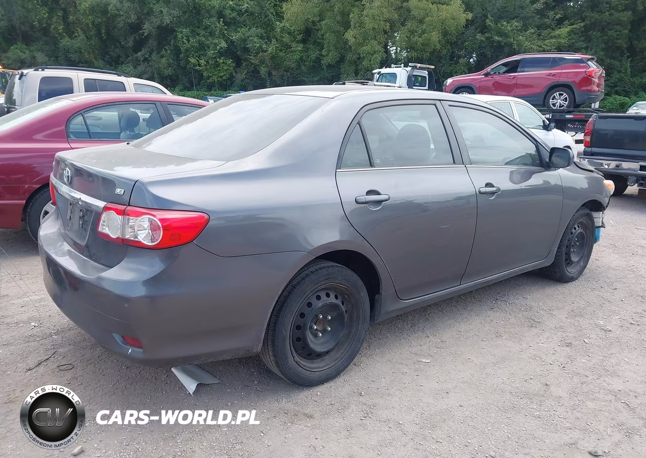 2013 Toyota Corolla Le VIN:5YFBU4EE2DP084858 - 4