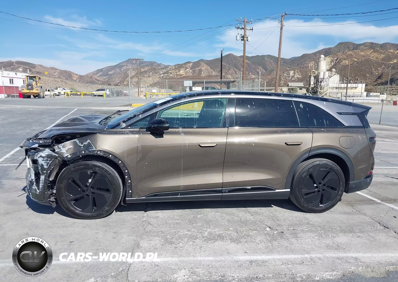 2026 Lucid Gravity Touring VIN:7UUG1TJK5TA006064 - 14