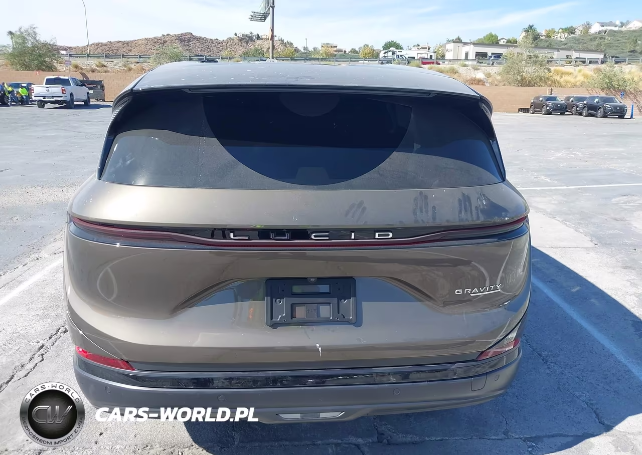 2026 Lucid Gravity Touring VIN:7UUG1TJK5TA006064 - 16