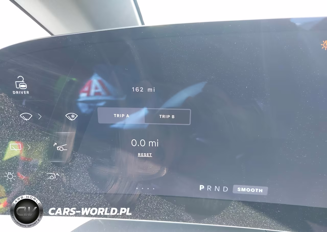 2026 Lucid Gravity Touring VIN:7UUG1TJK5TA006064 - 7