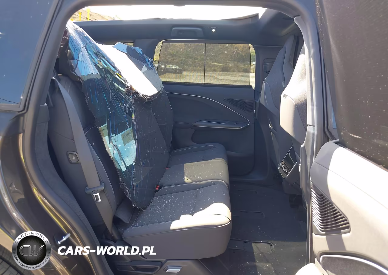 2026 Lucid Gravity Touring VIN:7UUG1TJK5TA006064 - 8