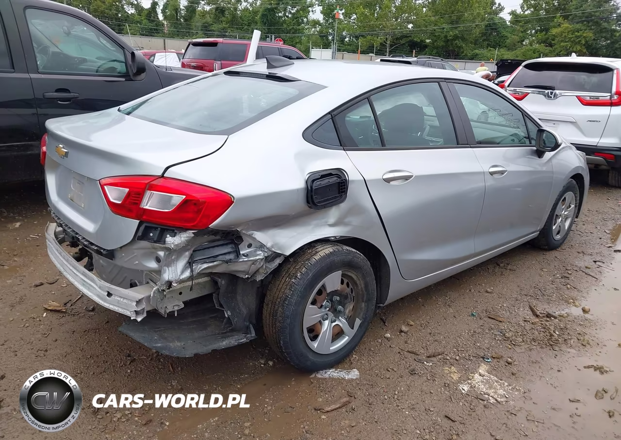 2017 Chevrolet Cruze Ls Auto VIN:1G1BC5SM9H7183746 - 4