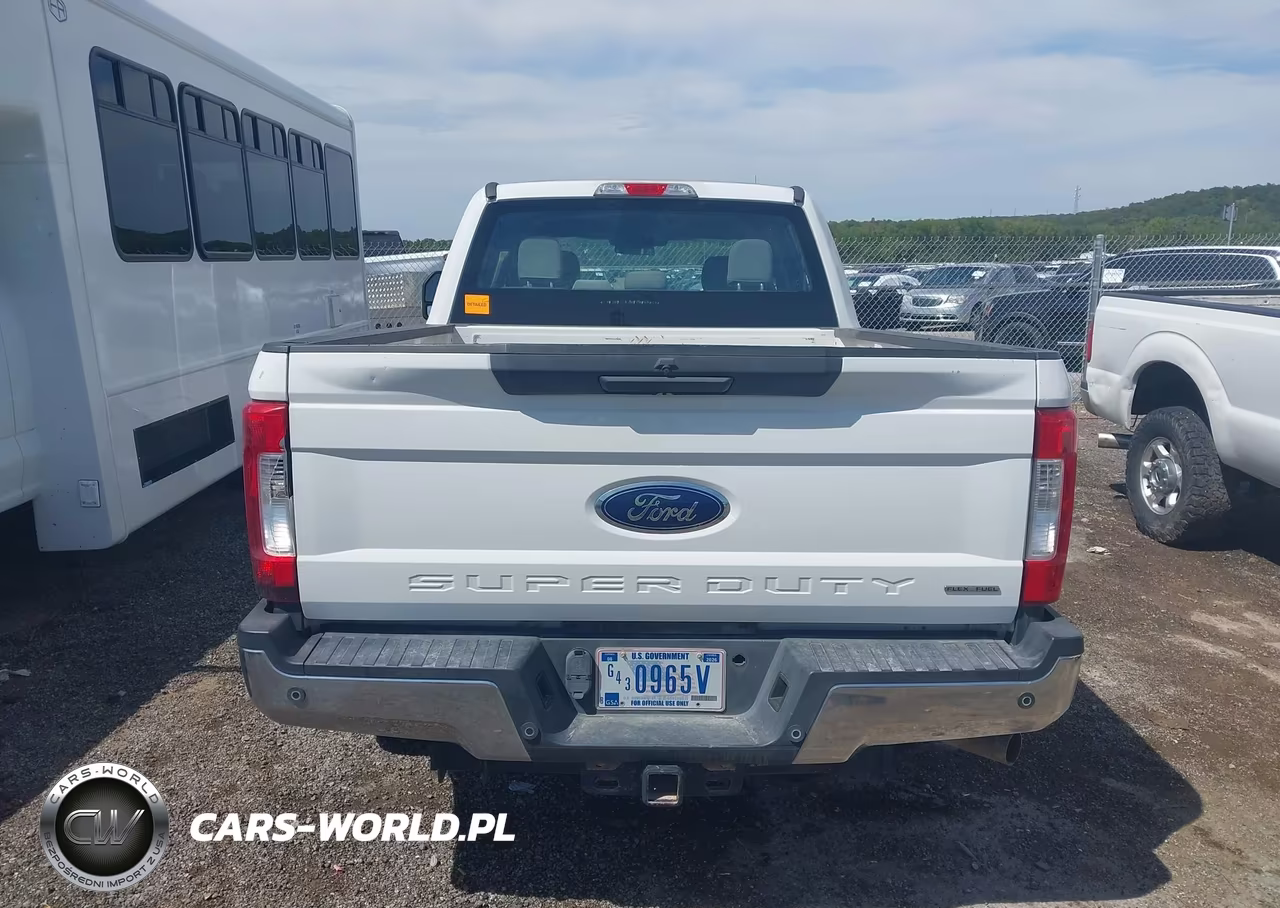 2018 Ford F-350 Xl VIN:1FT8W3A6XJEC48721 - 16