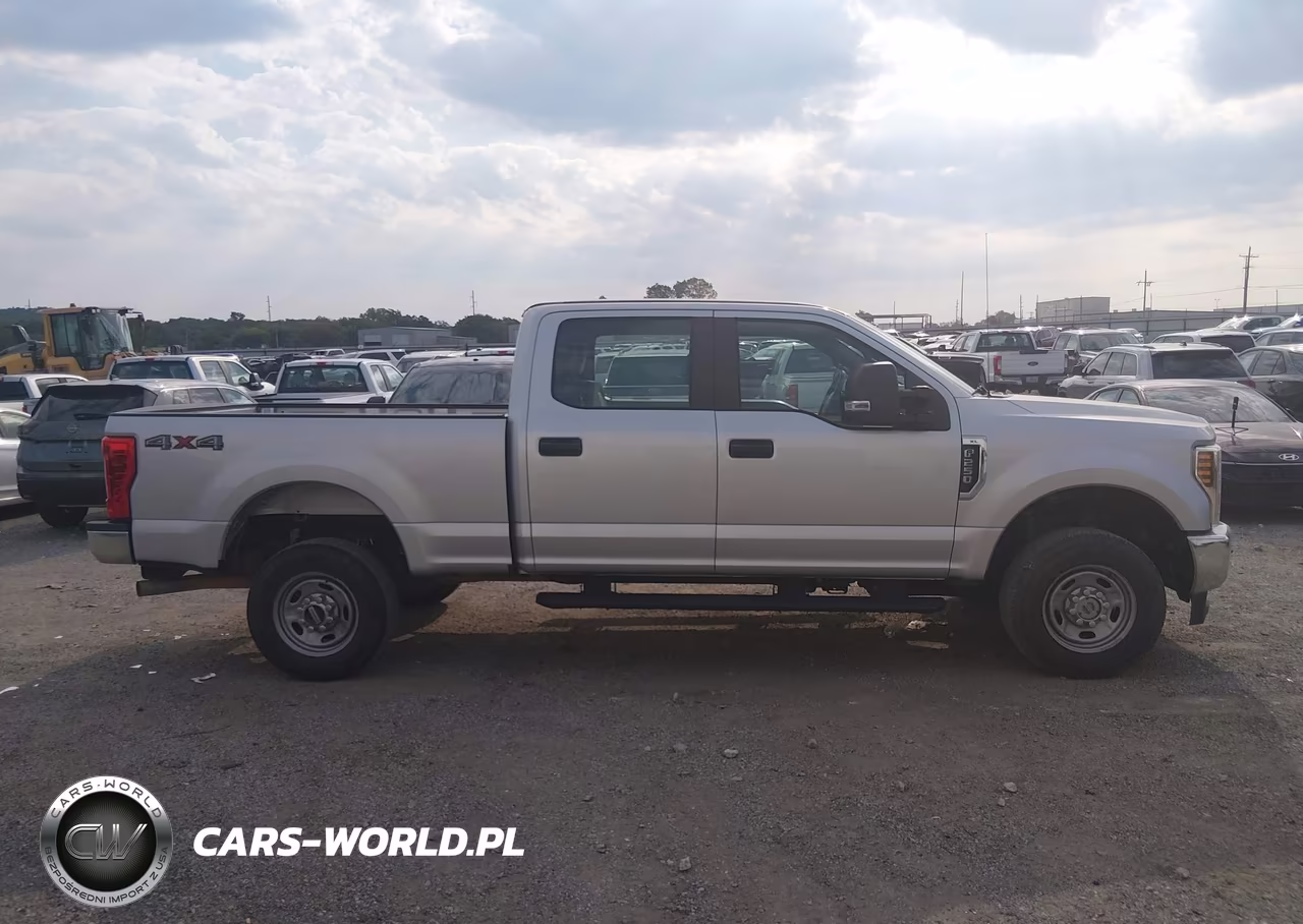 2018 Ford F-250 Xl VIN:1FT7W2B67JEC83818 - 13