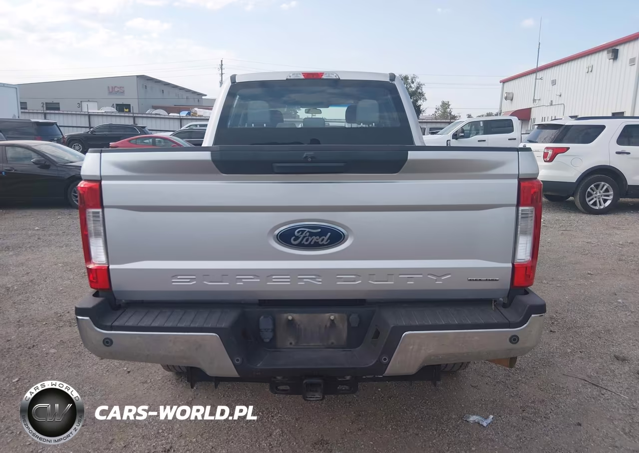 2018 Ford F-250 Xl VIN:1FT7W2B67JEC83818 - 16