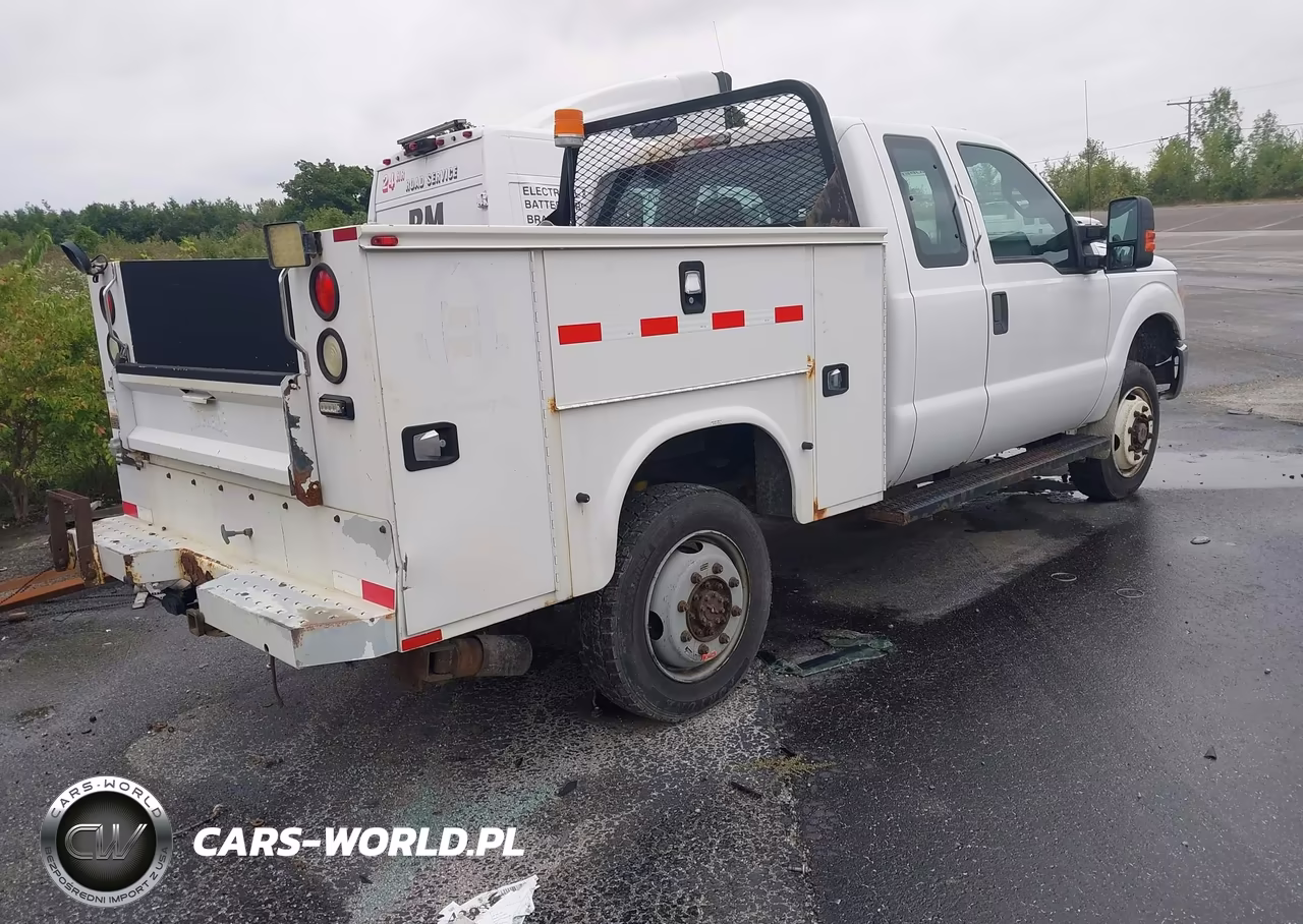 2015 Ford F-350 Xl VIN:1FT7X3B61FEC64174 - 4