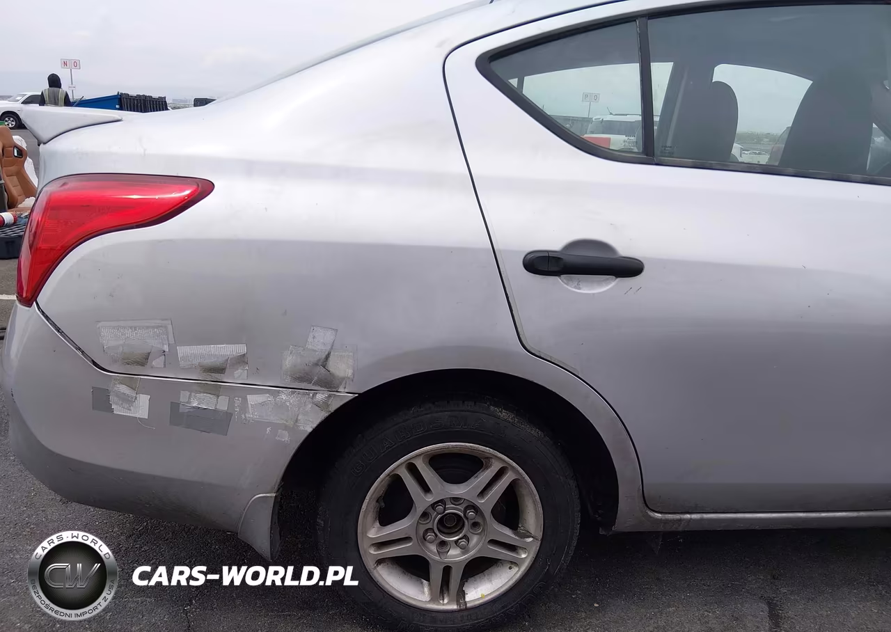 2014 Nissan Versa 1.6 S+ VIN:3N1CN7AP1EL848730 - 13
