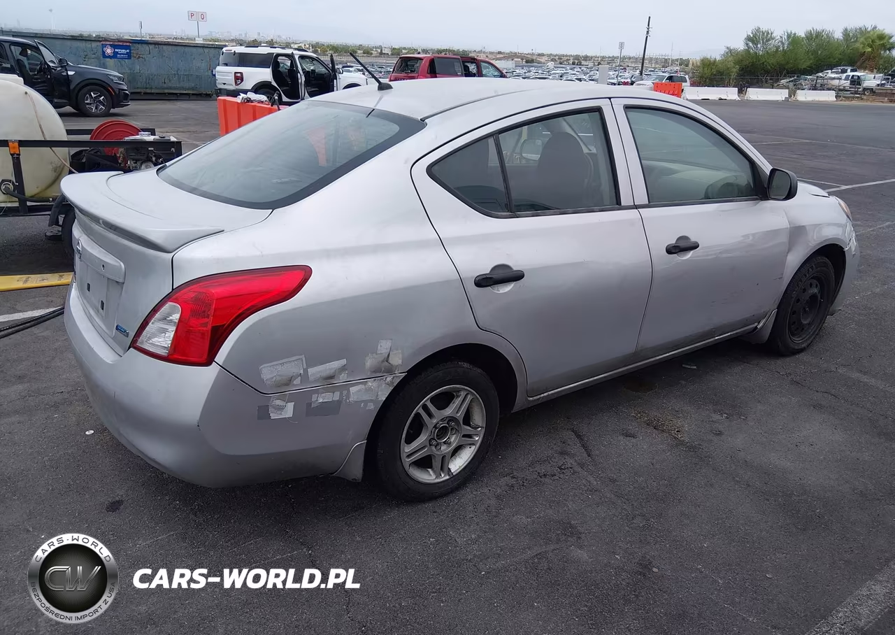 2014 Nissan Versa 1.6 S+ VIN:3N1CN7AP1EL848730 - 4