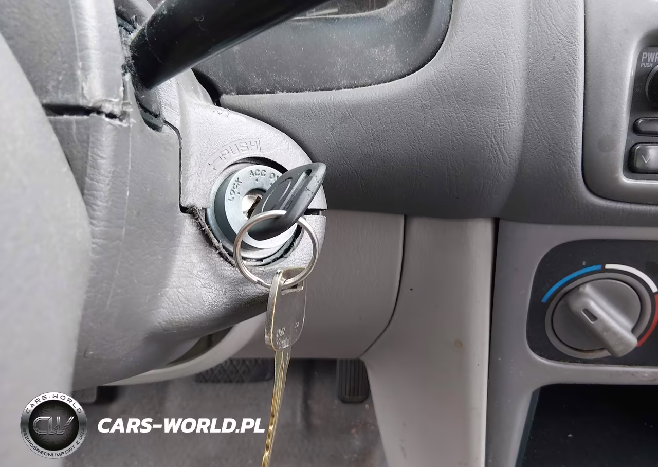 2001 Toyota Corolla Le VIN:1NXBR12E61Z555117 - 11