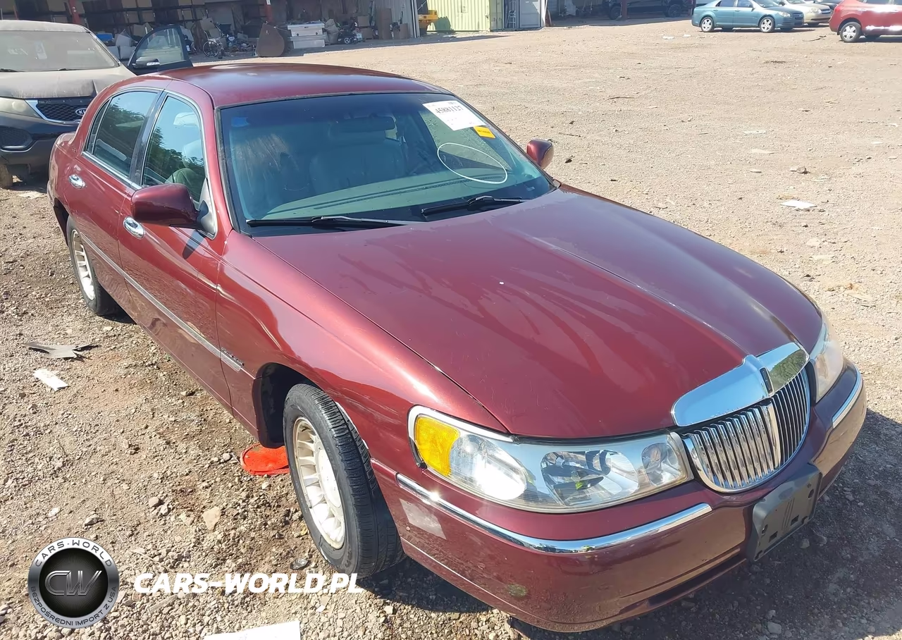 2000 Lincoln Town Car Executive