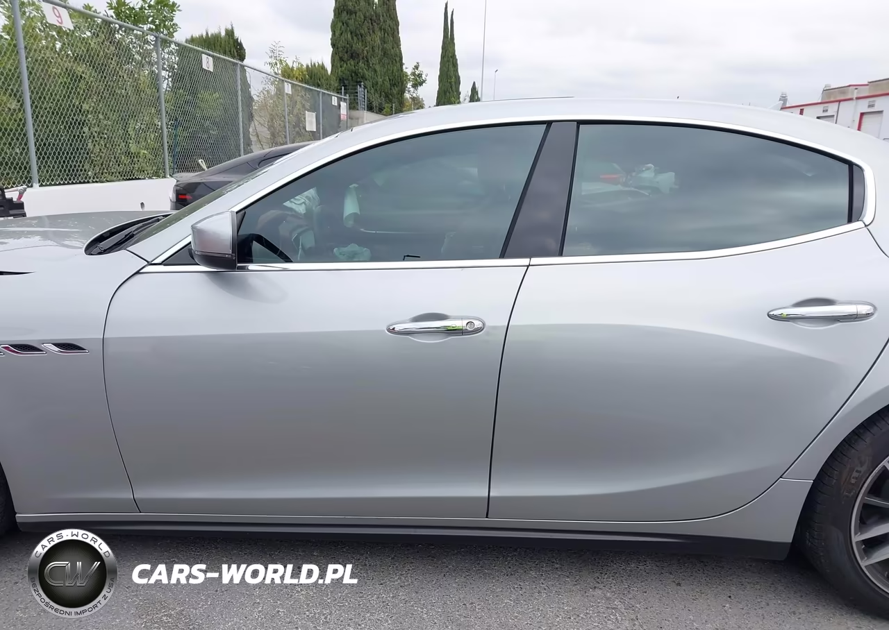 2018 Maserati Ghibli VIN:ZAM57XSA6J1287531 - 14