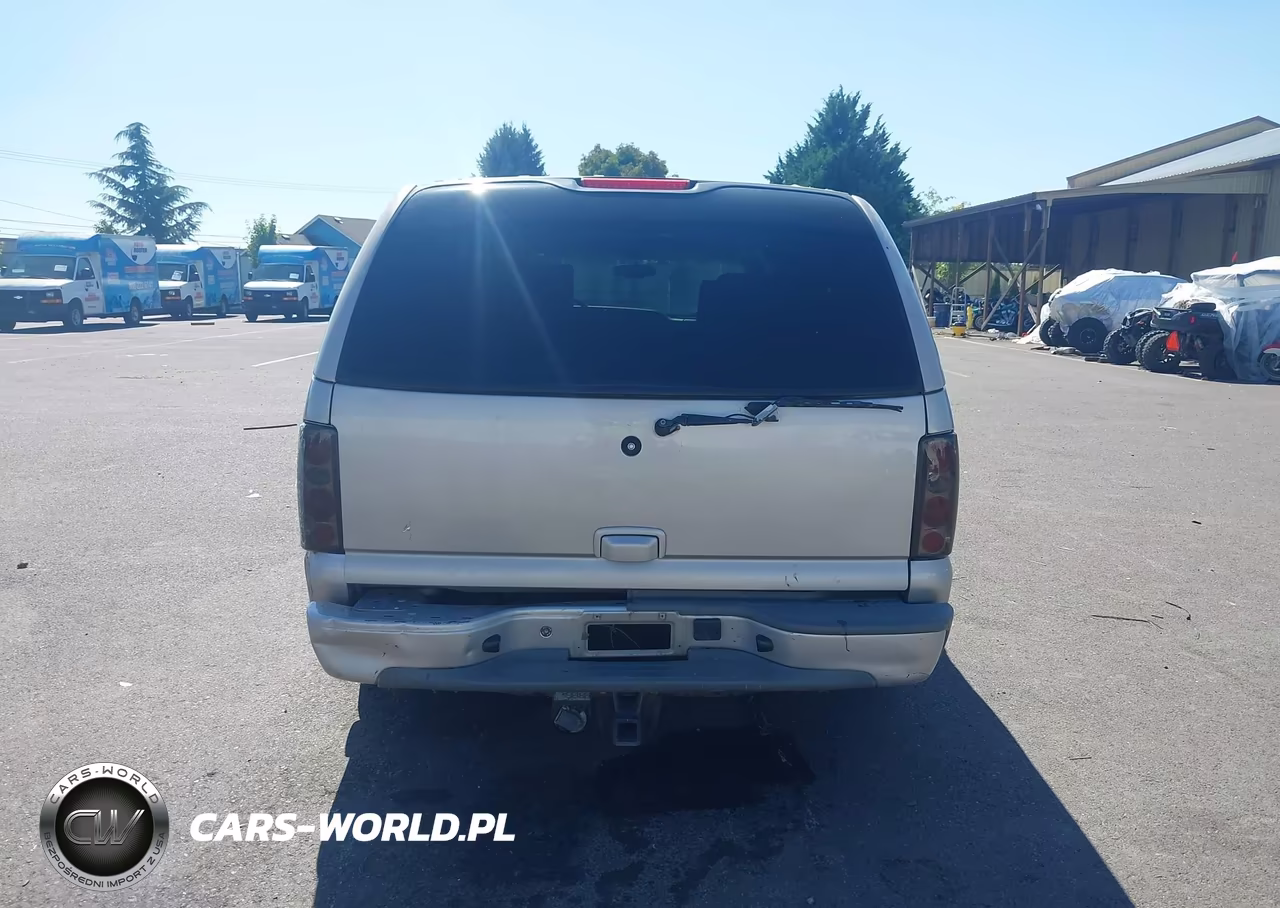 2004 Chevrolet Suburban 1500 Z71 VIN:3GNFK16T44G168843 - 17