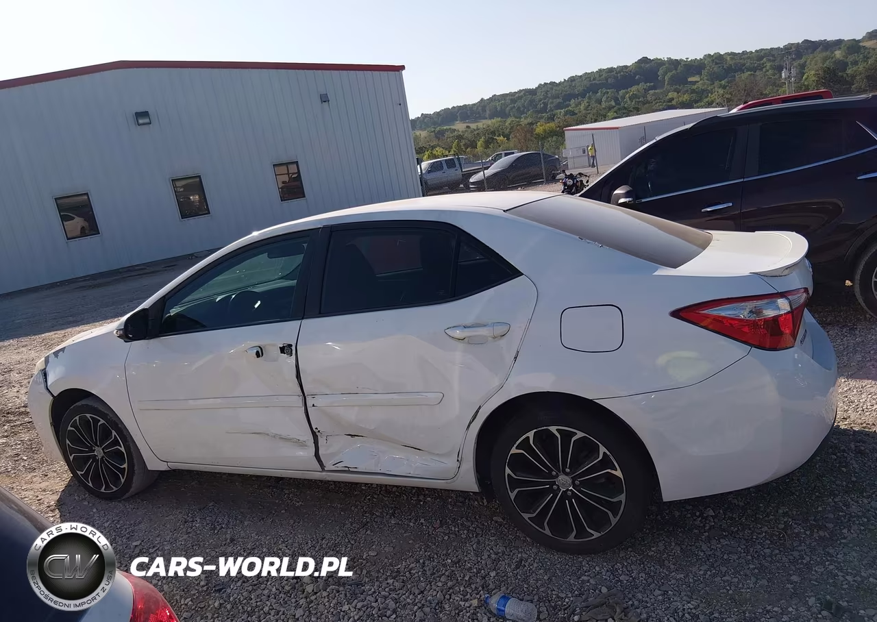 2015 Toyota Corolla S Plus VIN:5YFBURHE2FP292590 - 14