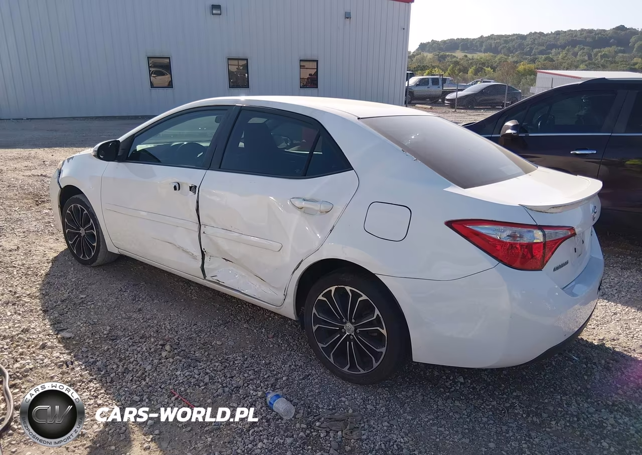 2015 Toyota Corolla S Plus VIN:5YFBURHE2FP292590 - 3