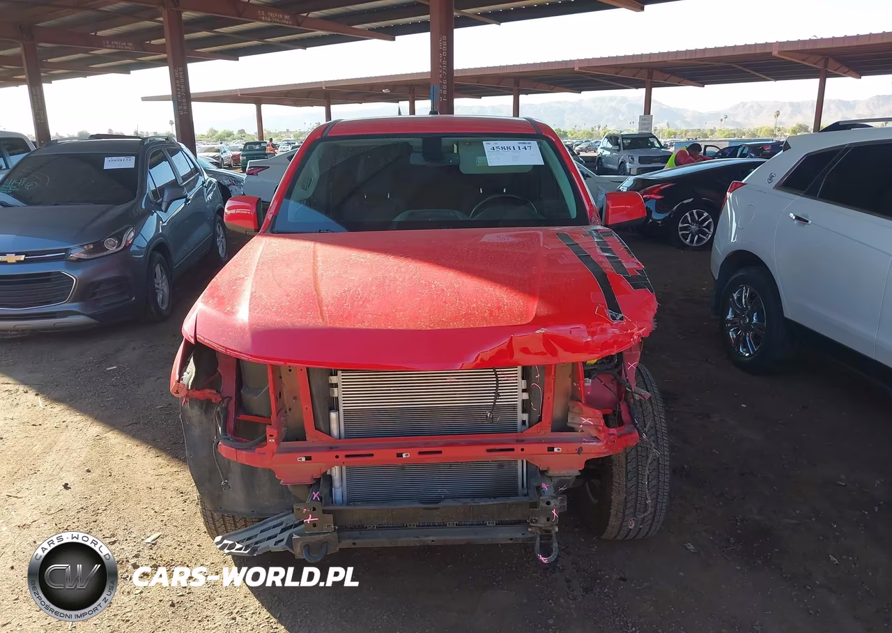 2018 Chevrolet Colorado Z71 VIN:1GCHTDEN4J1116609 - 12