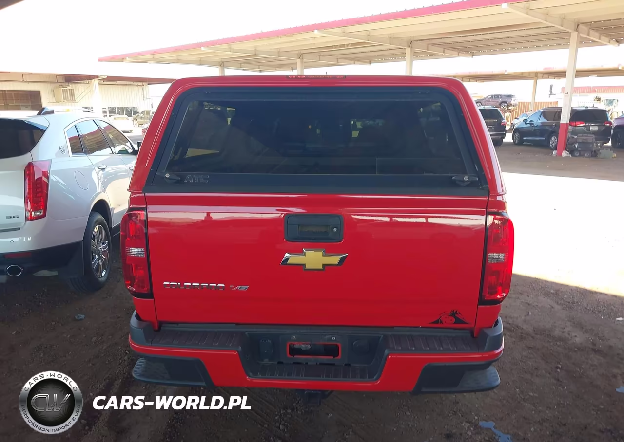 2018 Chevrolet Colorado Z71 VIN:1GCHTDEN4J1116609 - 16