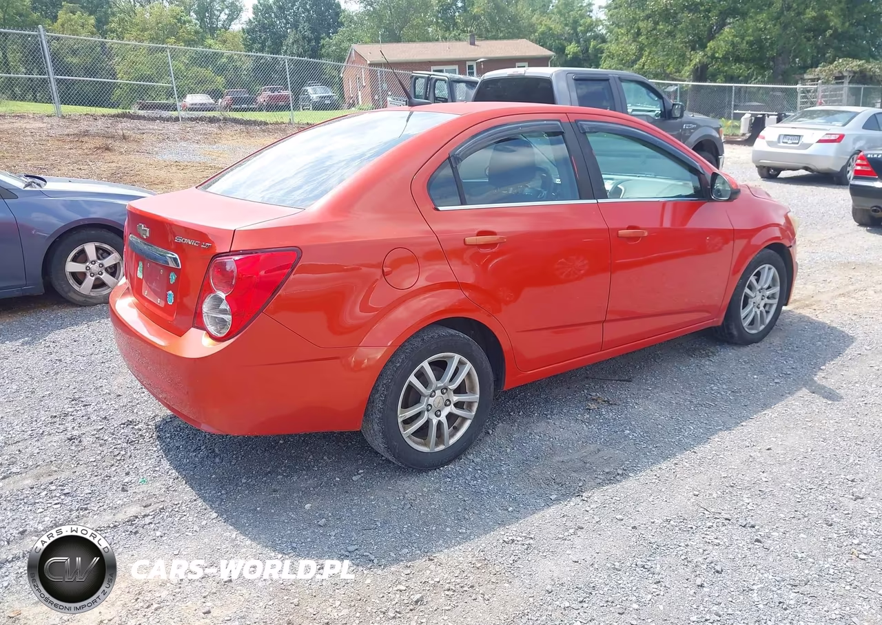 2012 Chevrolet Sonic 2Lt VIN:1G1JC5SH2C4140360 - 4