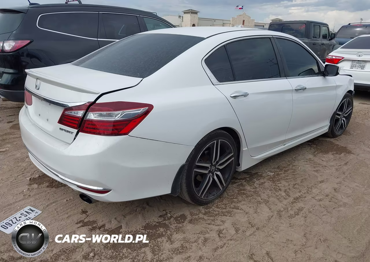 2016 Honda Accord Sport VIN:1HGCR2F58GA052354 - 4
