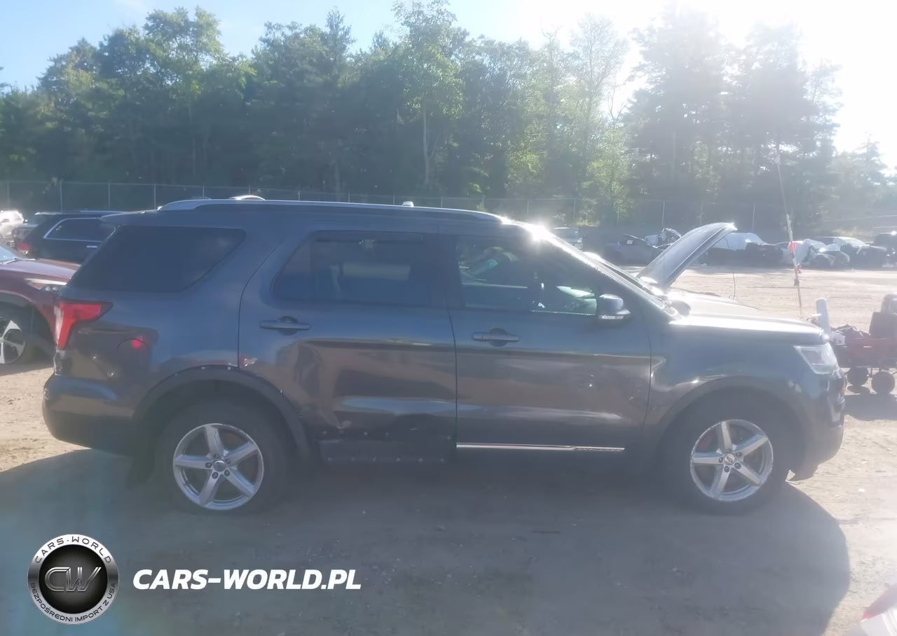 2017 Ford Explorer Xlt VIN:1FM5K8DH4HGB57740 - 14