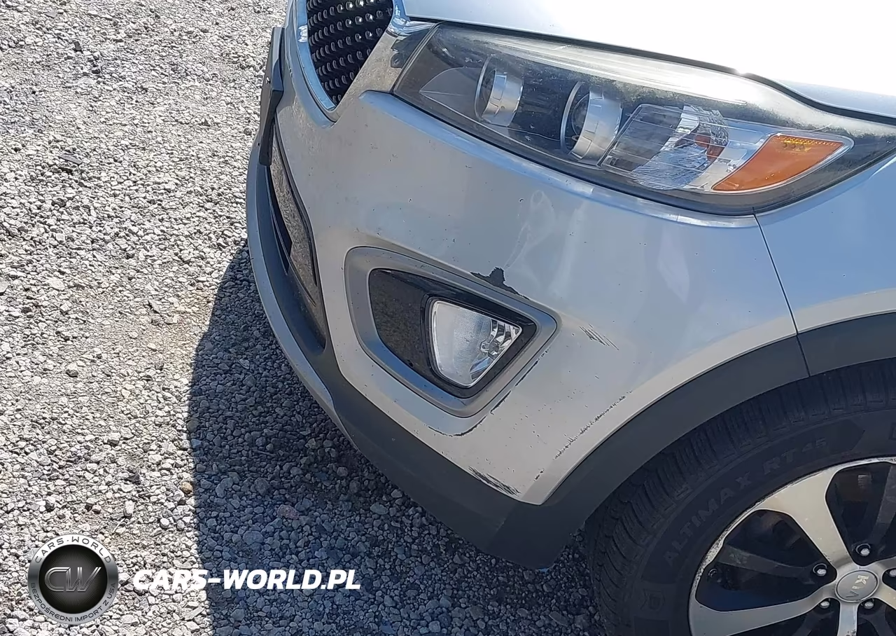 2016 Kia Sorento 3.3L Ex VIN:5XYPHDA53GG081895 - 6